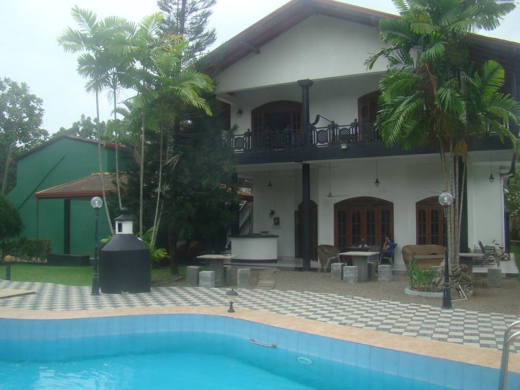 The Belfry Guest House Beruwala Exterior photo